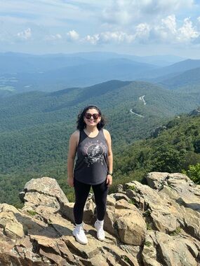 Meet your Posher, Alyssa